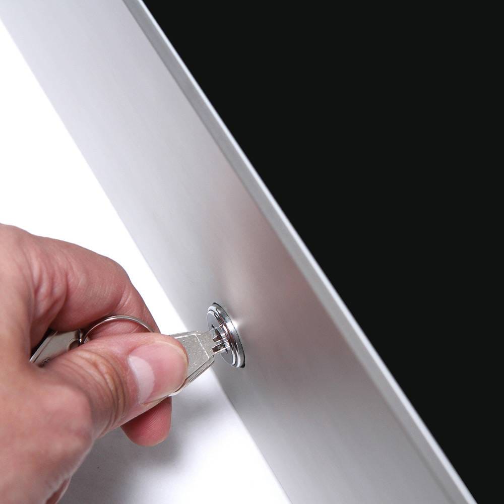 Monitor-reklamowy-w-obudowie-sciennej-DSIBWALL32ESF-3