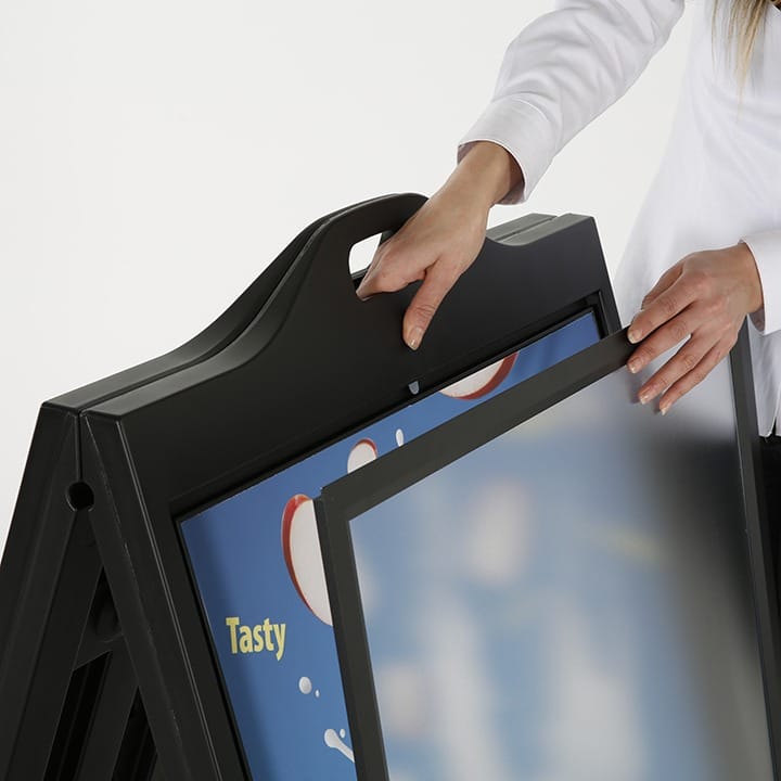 Potykacz-zewnetrzny-dwustronny-z-tworzywa-sztucznego-3