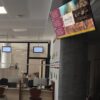 elektroniczna-tablica-informacyjna-43-sensonics-eti-43g-ea16d60e7ff74e0aa0c2137f475322c5-c551bfca