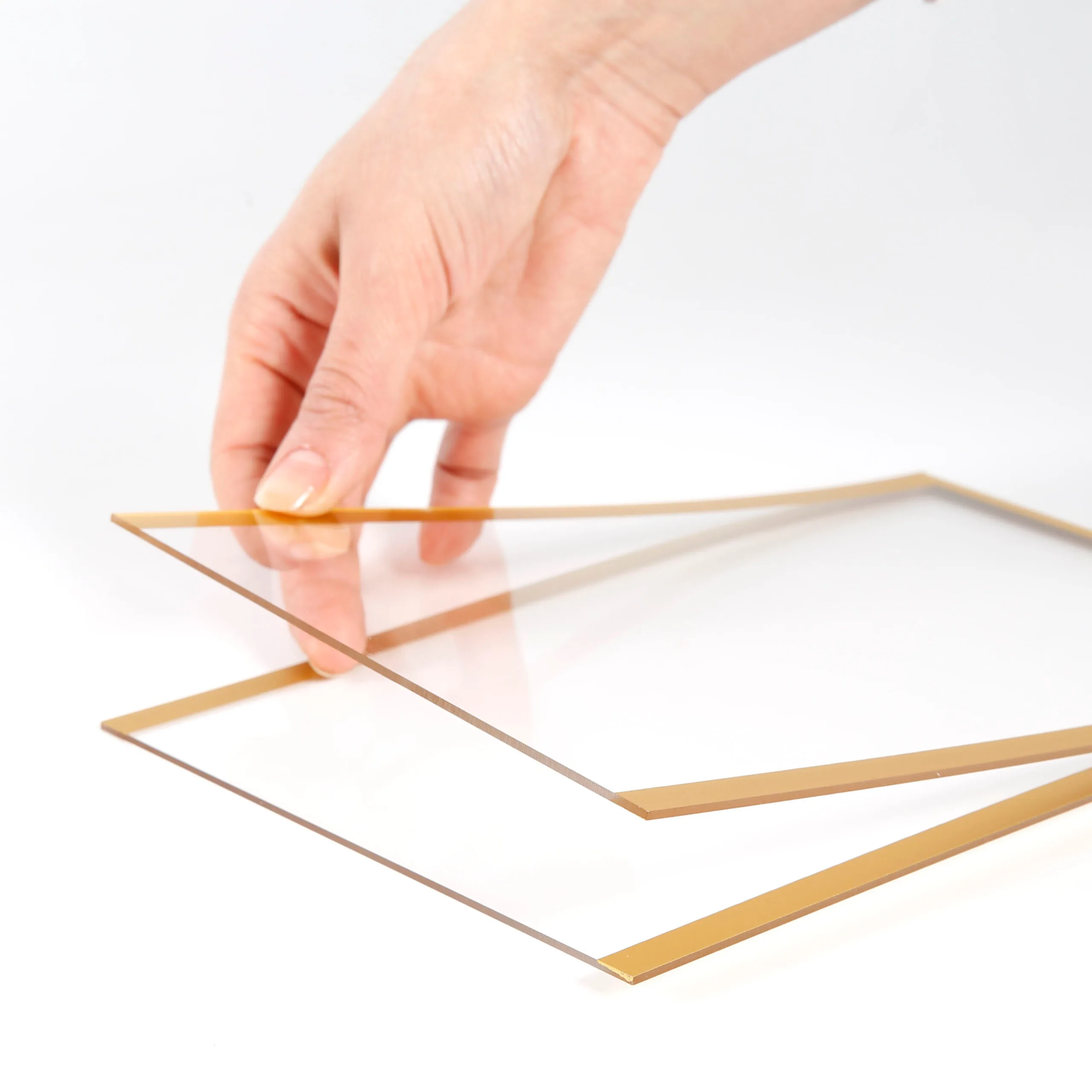 stojak-ekspozycyjny-zloty-5